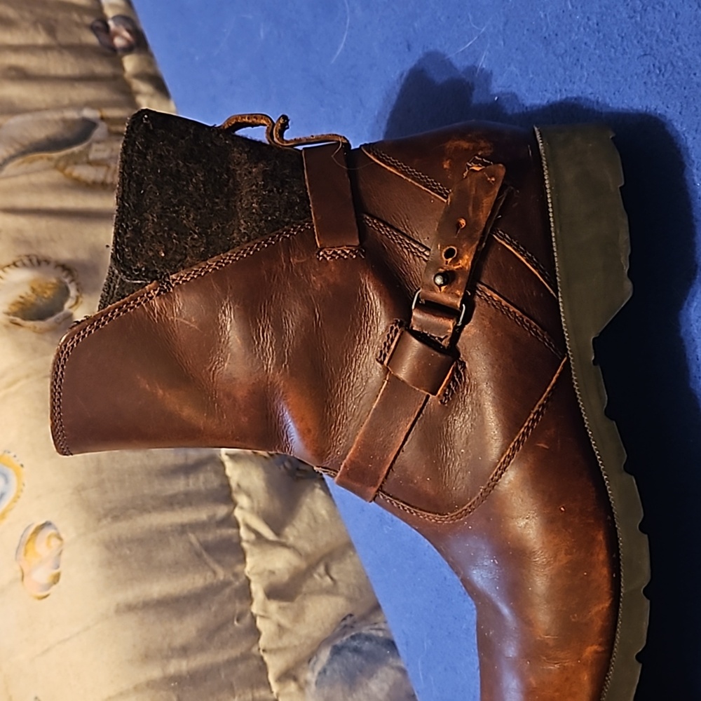 Teva De LA Vina Leather Boots - Picture 6 of 8